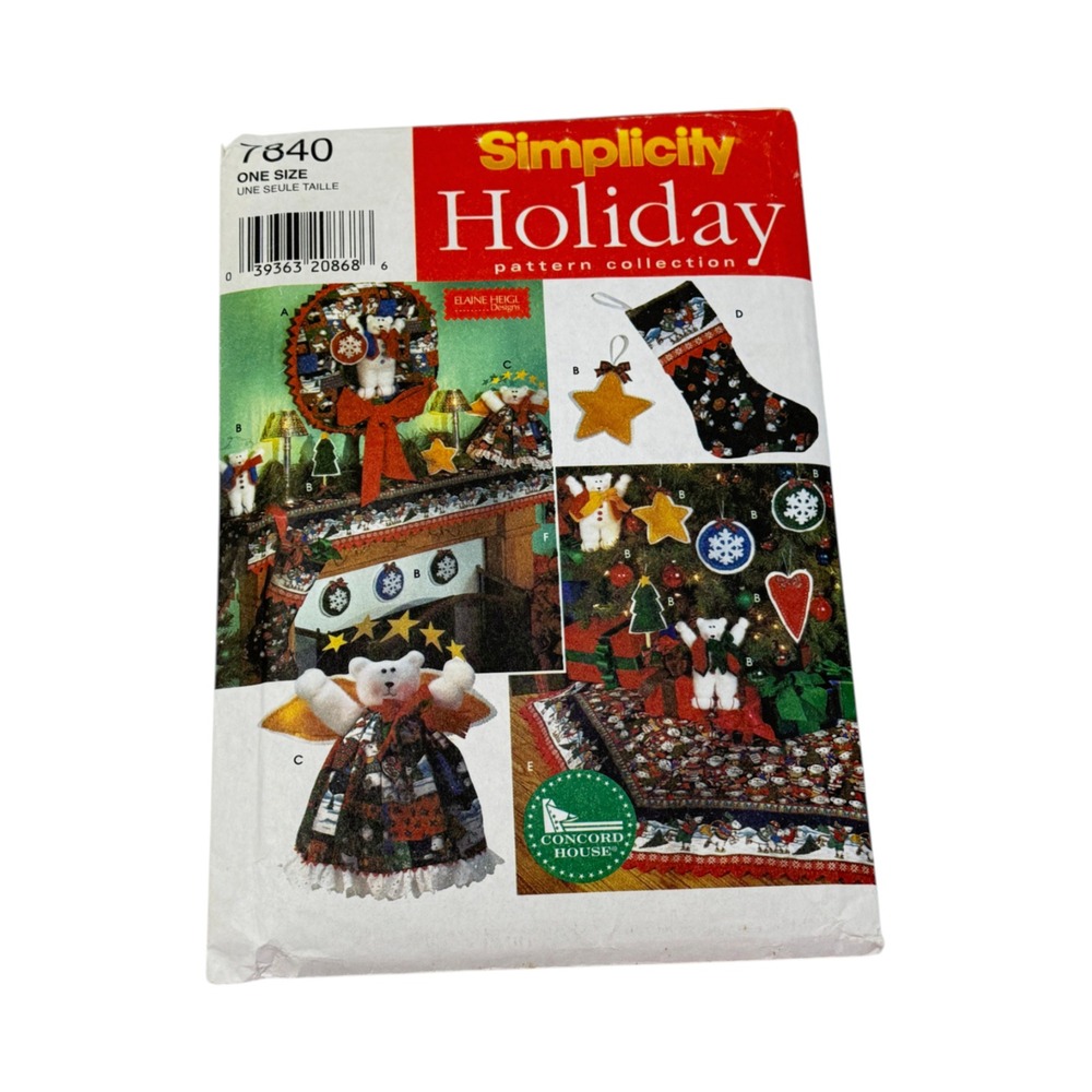 Simplicity 7840 Sewing Pattern Xmas Holiday Wreath Ornaments Bear Stocking Uncut